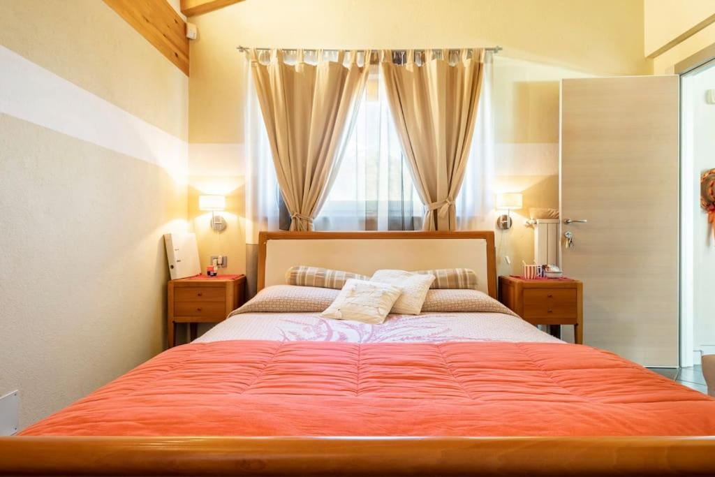 אאוסטה B&B Ambrosia מראה חיצוני תמונה